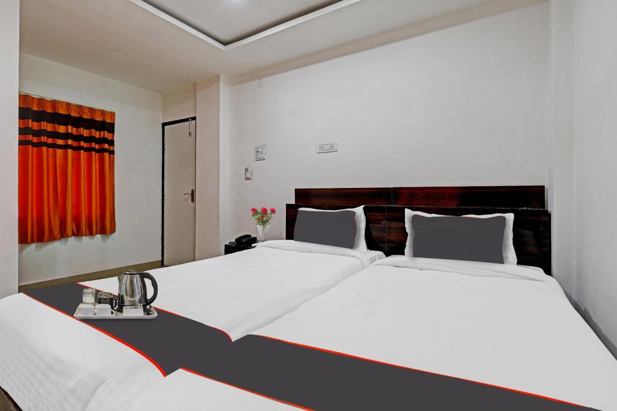 Hotel O Lakhi Guest House Guwahati Ngoại thất bức ảnh