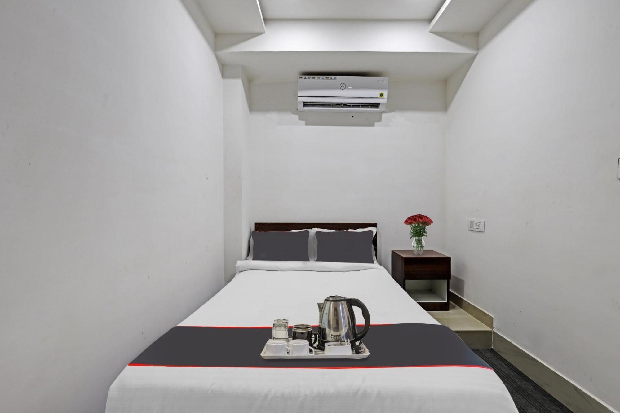 Hotel O Lakhi Guest House Guwahati Ngoại thất bức ảnh